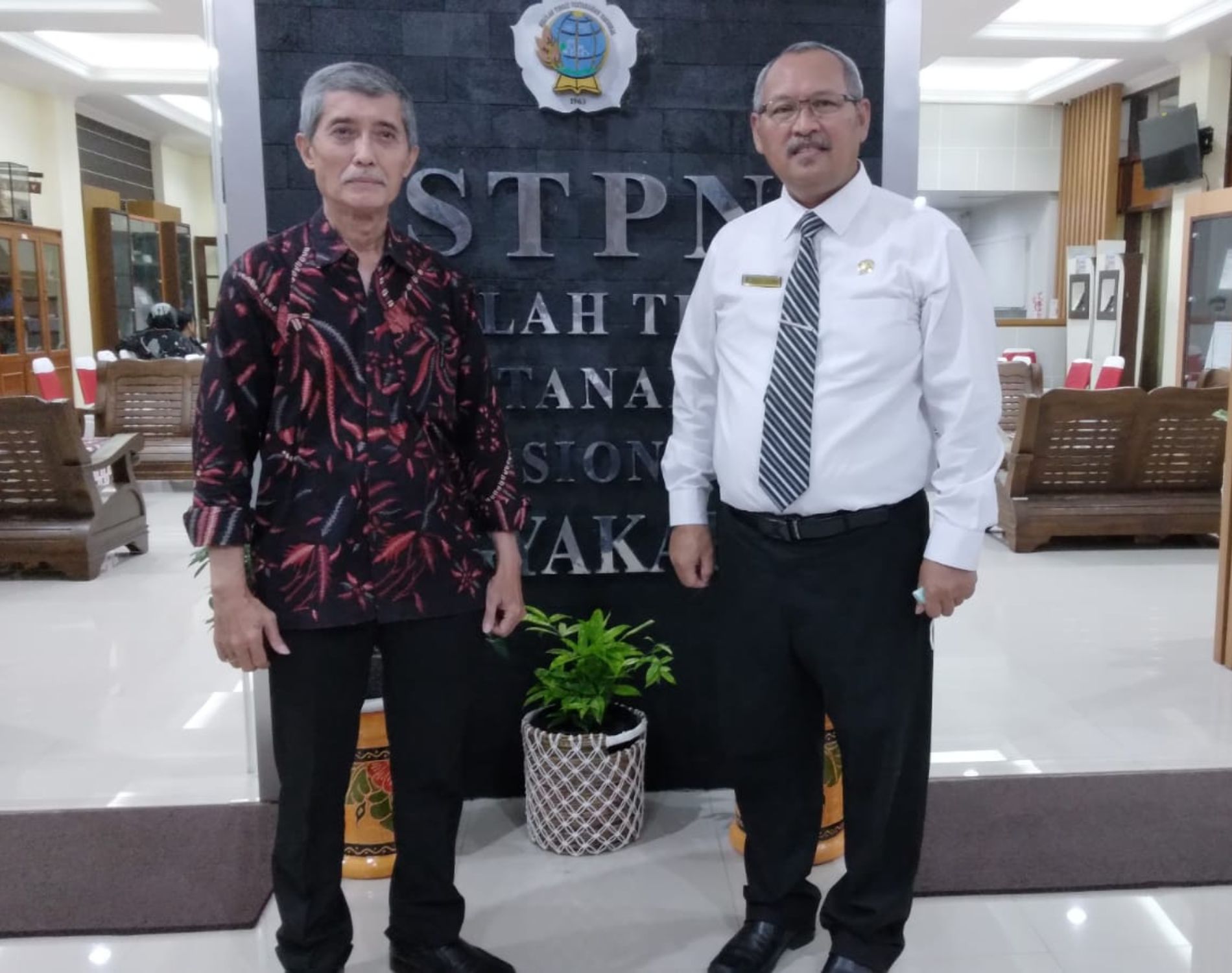 Desain tanpa judul (13)